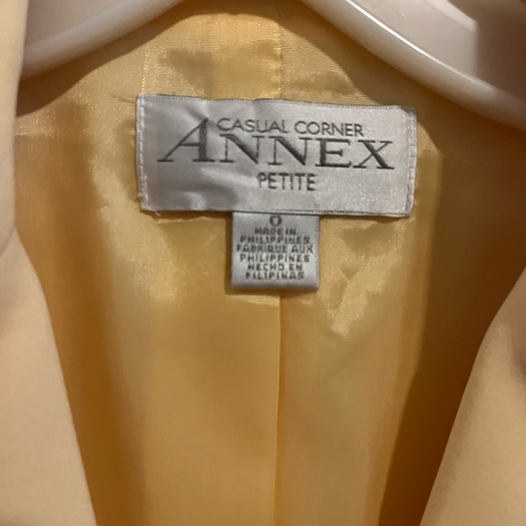 Excellent condition! - Picture 2 of 2